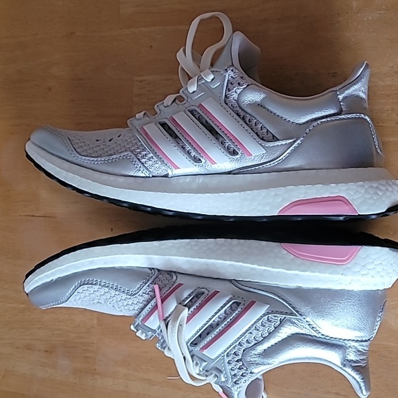 adidas Ultra Boost 1.0 DNA Disney Shoes - Picture 11 of 12